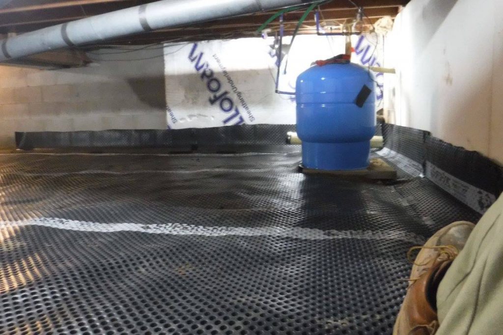 crawl space waterproofing michigan vapor barrier